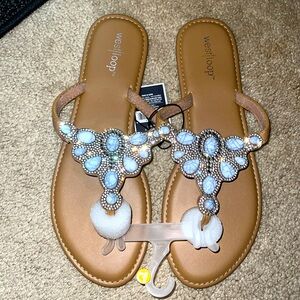 West loop size 9/10 sandals